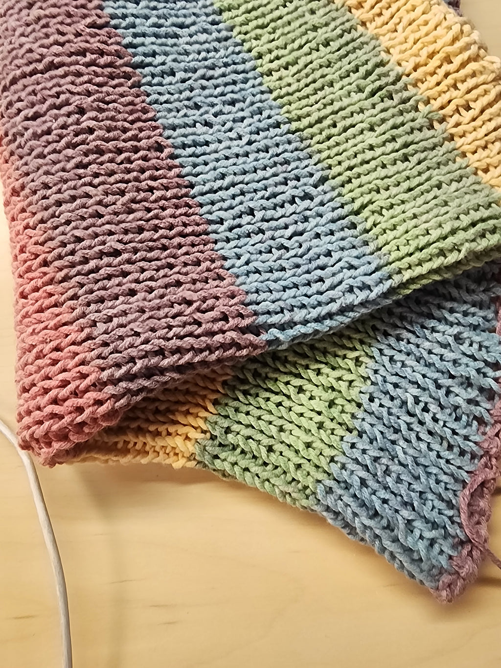 Ribbed cowl